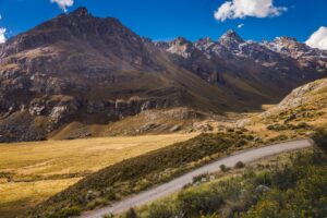 Portachuelo,Road,,Mountain,Pass,In,Huascaran,,Cordillera,Blanca,,Ancash,,Peru